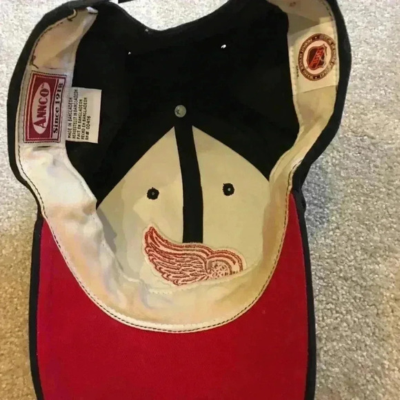 NHL Detroit Red Wings Hat - Picture 3 of 5